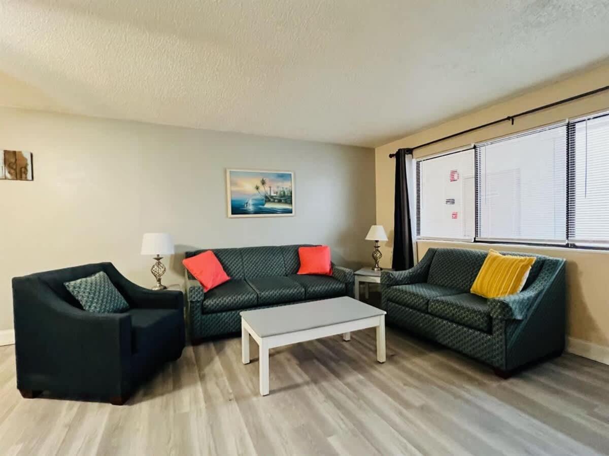 *A Family Retreat*Pool*Steps To The Beach*Approved Dogs*D18-9 Миртл-Бич Экстерьер фото