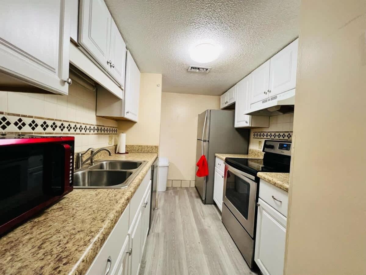 *A Family Retreat*Pool*Steps To The Beach*Approved Dogs*D18-9 Миртл-Бич Экстерьер фото