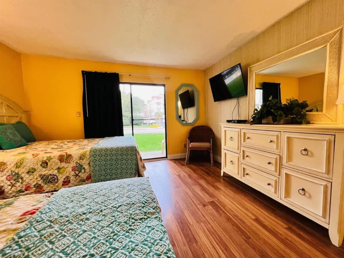 *A Family Retreat*Pool*Steps To The Beach*Approved Dogs*D18-9 Миртл-Бич Экстерьер фото